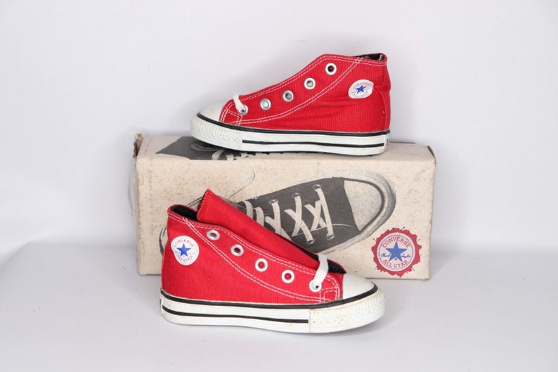 toddler size 7 red converse