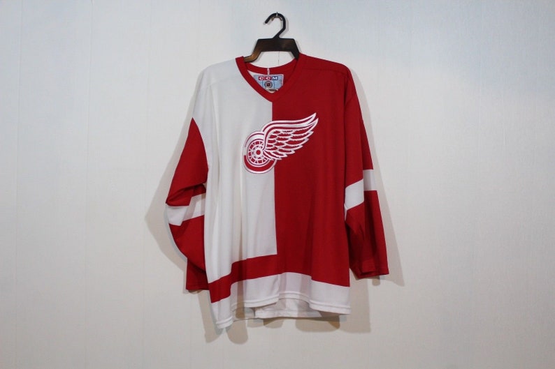 red wings home jersey color