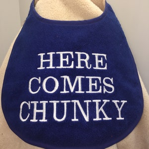Big Dog Slobber Bib Here Comes {your pets name] this is a personalised bib