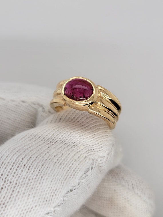 Pink Tourmaline Cabachon Ring - image 2