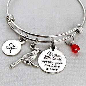 Bracelet personnalisé à la mémoire du cardinal, bijoux cardinal, cadeau de sympathie pour elle