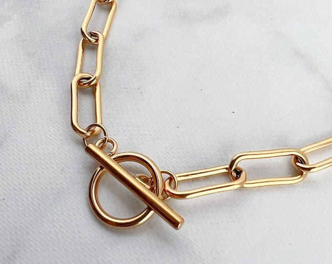 Large Link Gold Stainless Steel Paperclip Necklace: Waterproof Toggle Clasp Chain