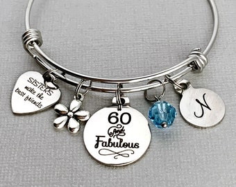 Bracelet 60e anniversaire / Cadeau d'anniversaire pour soeur / 60 ans et plus / Bracelet jonc à breloques d'anniversaire / Anniversaire clé