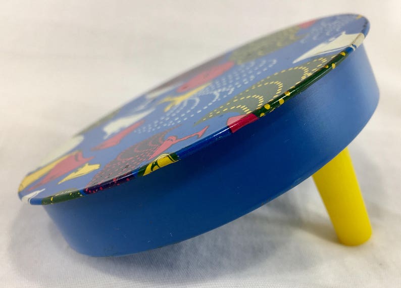 Vintage Tin Litho Crank Noisemaker w Plastic Handle Toy New Years Party Drink Bells