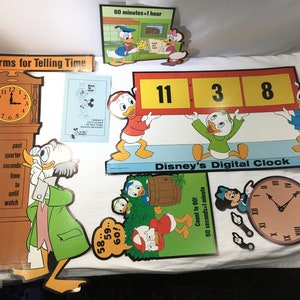 1979 DISNEY Vintage Let's Learn To Tell Time Bulletin Board Teacher Educational