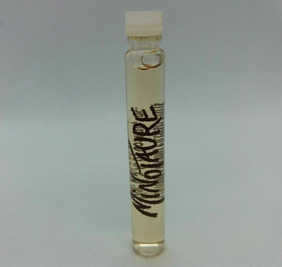 minotaure paloma picasso discontinued