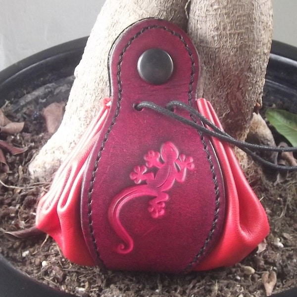 Bourse en cuir salamandre(gecko) ,rouge , ( 16 coloris au choix) , disponible en 2 tailles