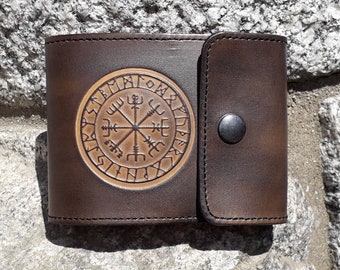 Leather checkbook cover ,  Viking  design Vegvisir , Marron-chêne on photo   (16 colours available)