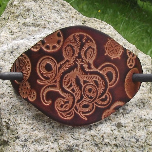 Barrette à cheveux en cuir décor poulpe et steampunk, marron chocolat   (16 coloris possibles)