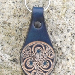 Leather key ring  Celtic design Triskell 2  , 16 colours available