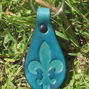 Leather key ring , design Fleur de Lis , Fleur de Lys , choose your colour
