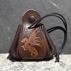 Leather pouch Flying Dragon  design , color Marron-chêne  (16 colors available)