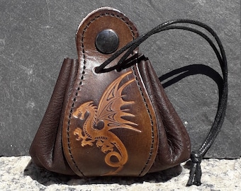 Leather pouch Flying Dragon  design , color Marron-chêne  (16 colors available)