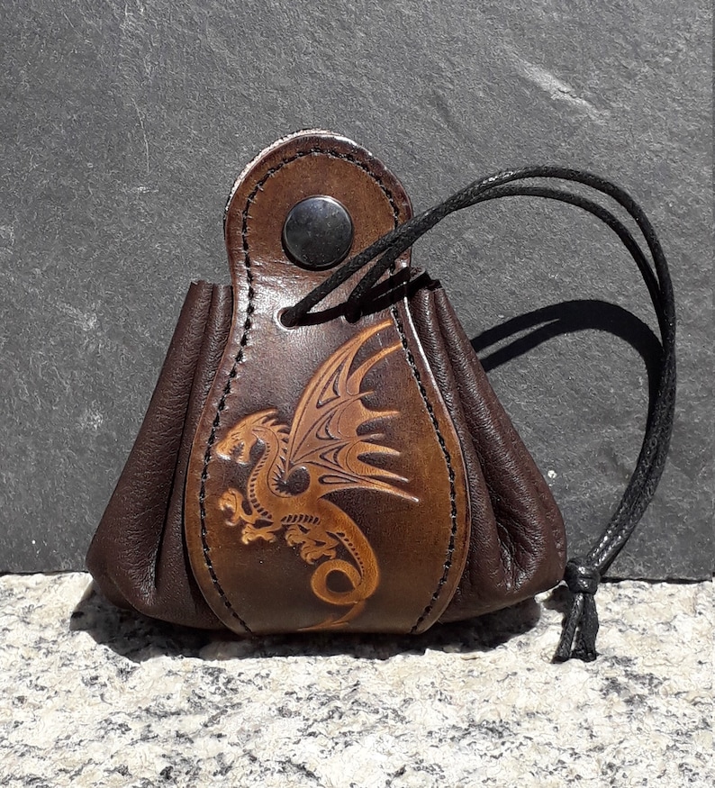 Leather pouch Flying Dragon design , color Marron-chêne 16 colors available image 1