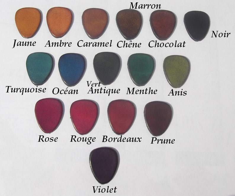 Bourse en cuir décor triskell numéro 6 ,marron chocolat, 16 coloris au choix , disponible en 2 tailles image 2