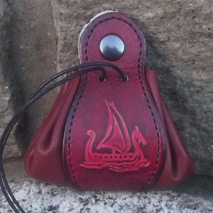Monedero de piel con decoración drakar, burdeos (16 colores a elegir), disponible en 2 tamaños