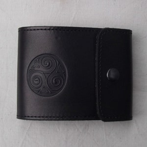 Scheckbuchhalter aus Leder für langes Scheckbuch, Triskell Nummer 4, Schwarz (16 Farben zur Auswahl)