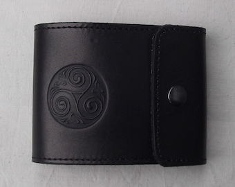 Porta assegni in pelle per libretti di assegni lunghi, triskelion numero 4, nero (16 colori tra cui scegliere)