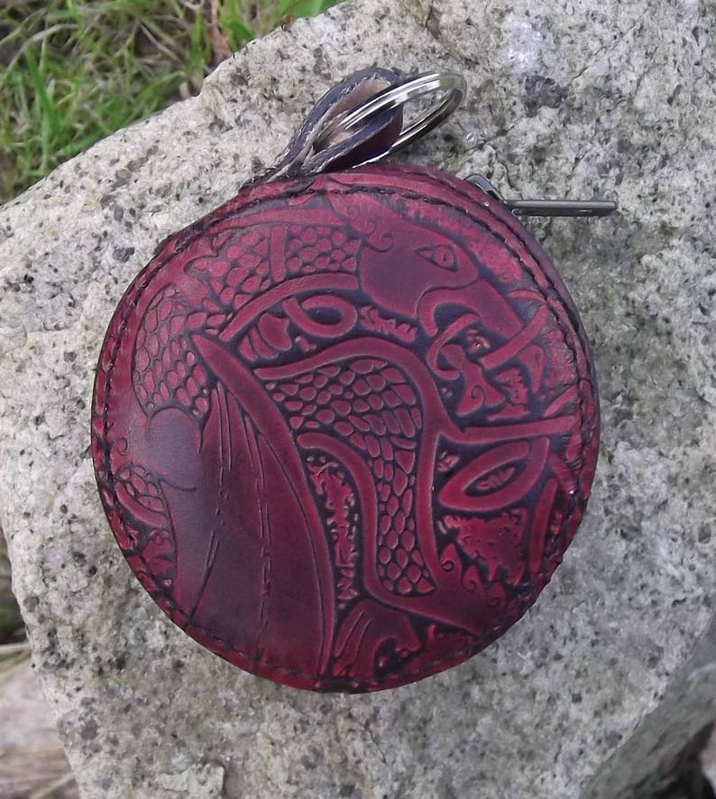 What Color Purse For Year Round IUCN Water