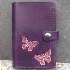 Cartera artesanal de cuero, decoración de mariposa, 2 versiones, (16 colores para elegir)