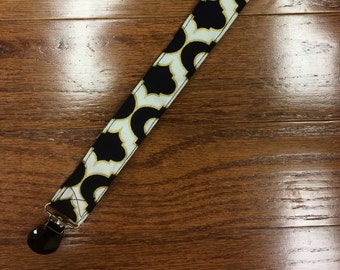 Gold/Black/White Pacifier Clip