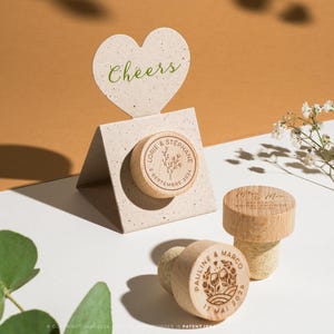 Tapón de vino personalizado para recuerdos de boda con la tarjeta de presentación desplegable Cheers KRAFT - Idea original - Envío gratis