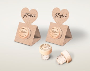 Cadeaux invites mariage Favors - Personalized Wine Cork Stopper with Merci KRAFT Pop-up Stopper Stand Card - Original idea - Free Shipping