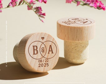 Classic Wedding Favors - Personalized Wine Cork Stopper - Wine lovers Gift