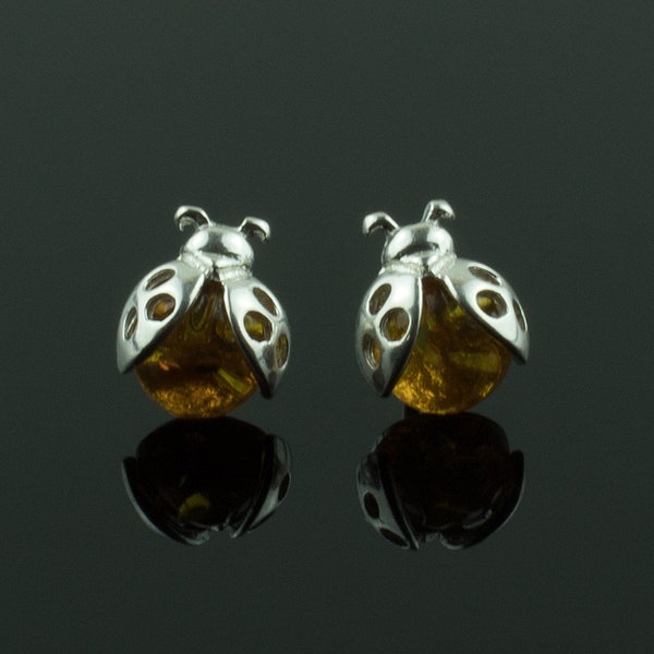 Adorables clous d'oreilles en argent coccinelle miel et ambre de la Baltique | Boucles d'oreilles coccinelle, bijoux en cristal, pierres précieuses, boucles d'oreilles en argent pour fille