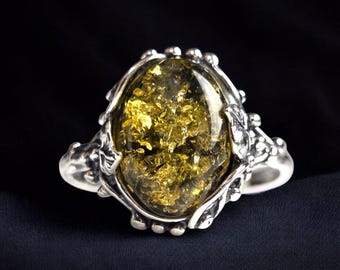 Large Green Baltic Amber Ring, Gemstone Sterling Silver Green Stone Ring for Women Wife Mother, Vintage Chunky Silver Green Amber Jewellery