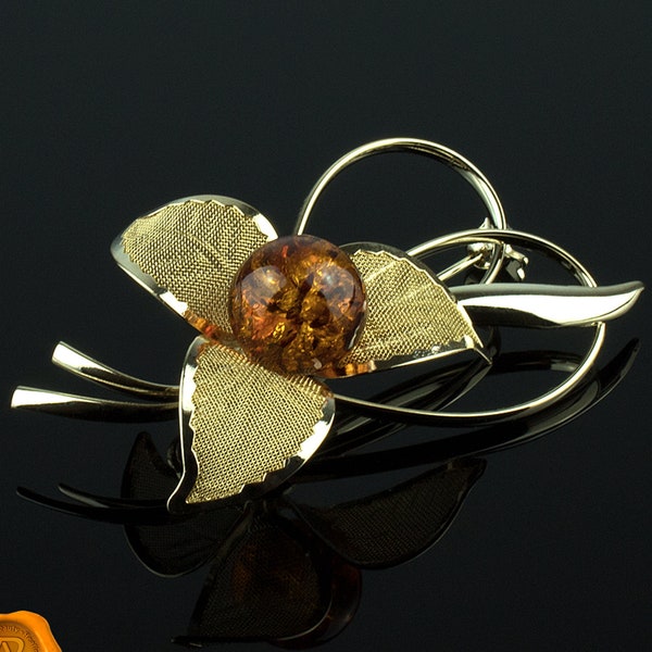 Gold Plated Exquisite Cognac Baltic Amber Flower Brooch Ladies Floral Brooch Floral Jewellery Amber Gift for Women Luxury Brooch Amber Gold