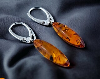 Noda 080467 Orecchini Pendenti In Argento Sterling E Ambra Baltica - Goccia Color Miele - Gioielli Artigianali Donna