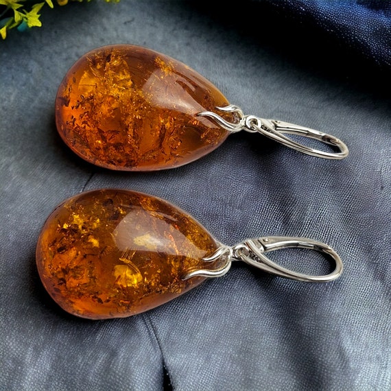 Natural Baltic Amber Drop Pendants Natural Baltic Amber Drop Pendants