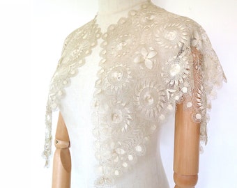 Vintage Antique Victorian 1900s Ecru Cream Hand Made Bobbin Lace Collar Scarf Shawl