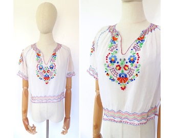 Vintage 1930s 1940s Yugoslavian Eastern European White Cotton Muslin Hand Embroidered Blue Red Green Floral Peasant Blouse