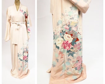 Original Vintage 1980s Light Pink With Flowers Print Silk Kimono Gown Robe