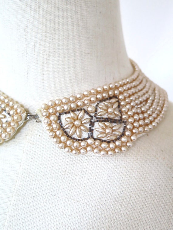Vintage 1940s 1950s Made In Japan Ecru Faux Beads… - image 3