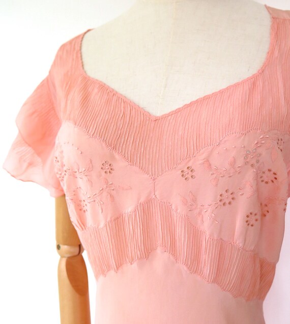 Vintage 1930s French Deco Pink Silk Floral Embroi… - image 3