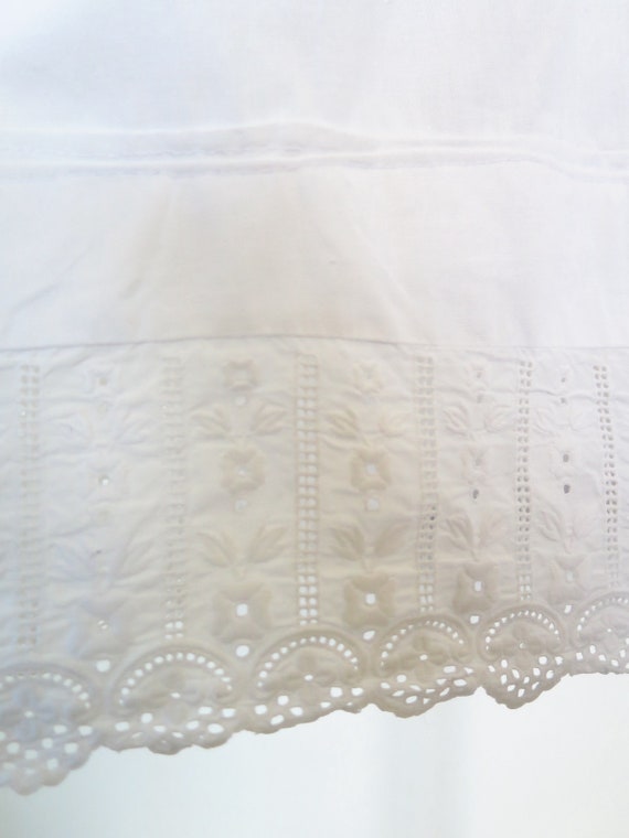 Antique 1920s Deco White Cotton Embroidered Chemi… - image 8