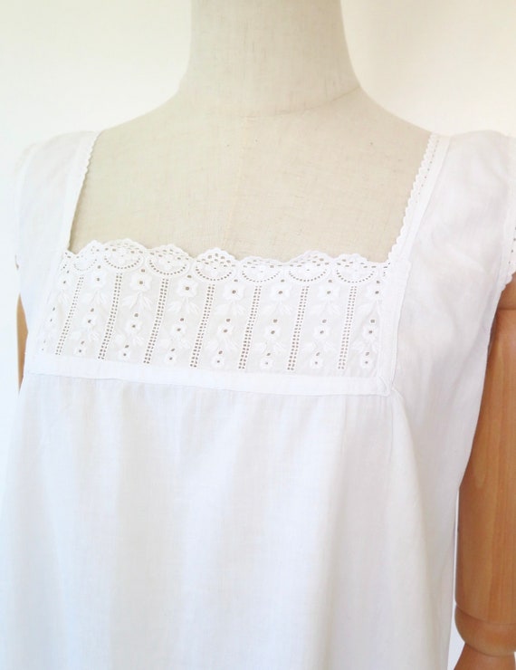 Antique 1920s Deco White Cotton Embroidered Chemi… - image 2