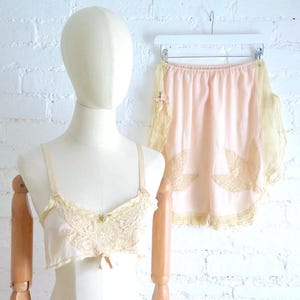 Antique Deco 1920s Blush Pink Silk Lace Bralette Shorts 2 Piece Lingerie Set