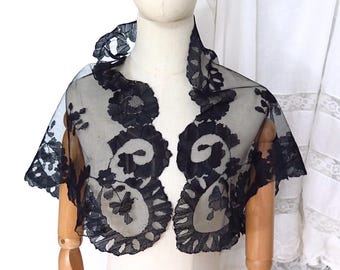 Antique Victorian 1800s 1900s Black Floral Netting Lace Shawl Capelet Collar