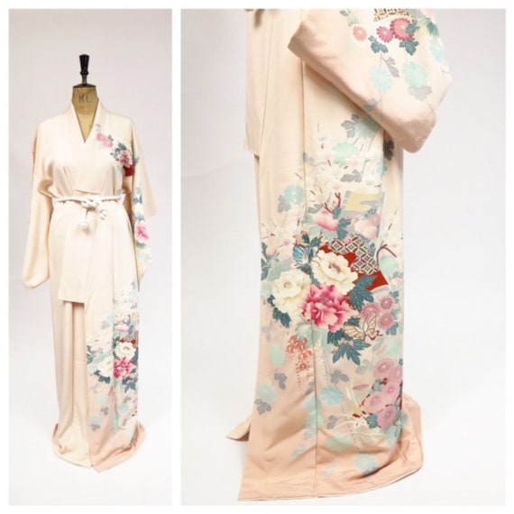 Original Vintage 1980s Light Pink With Flowers Pri