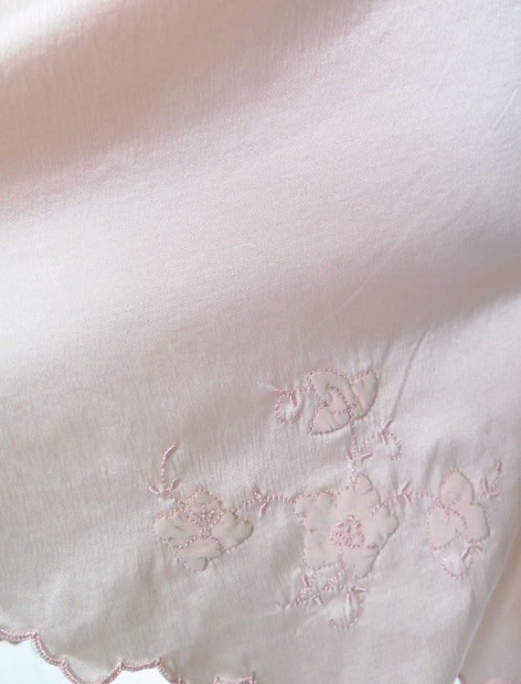 Vintage 1930s 1940s Pink Floral Embroidered Silk … - image 7