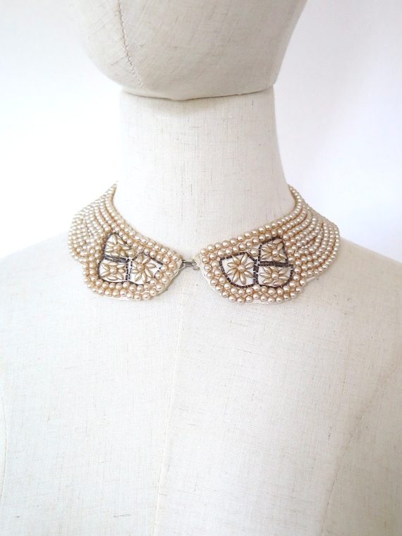 Vintage 1940s 1950s Made In Japan Ecru Faux Beads… - image 1