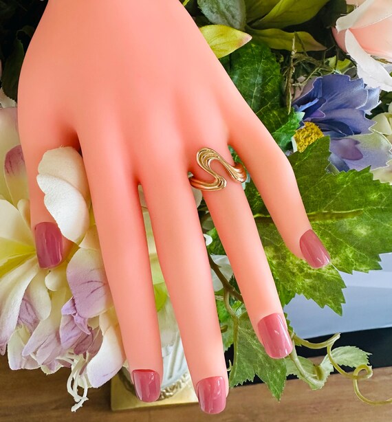 14kt yellow  solid gold customizable ring - image 8