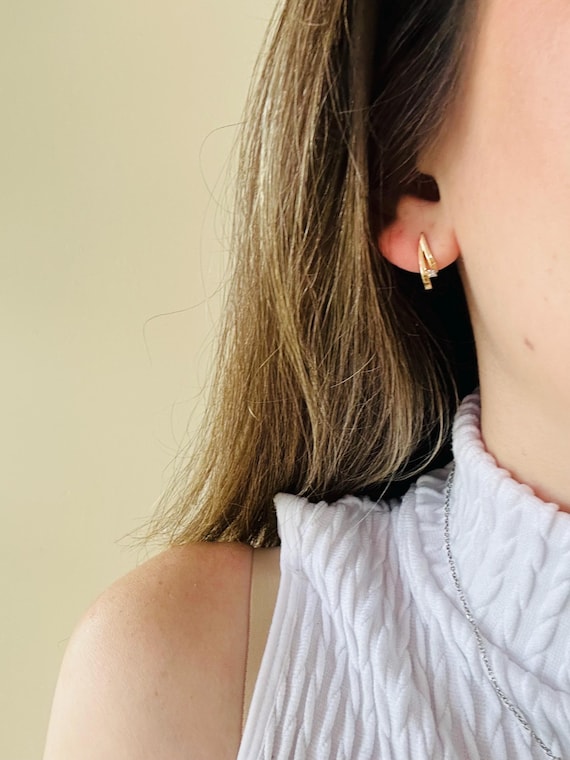 14kt yellow  solid gold  earrings - image 7