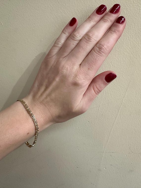 14kt yellow solid gold leaf link bracelet - image 5