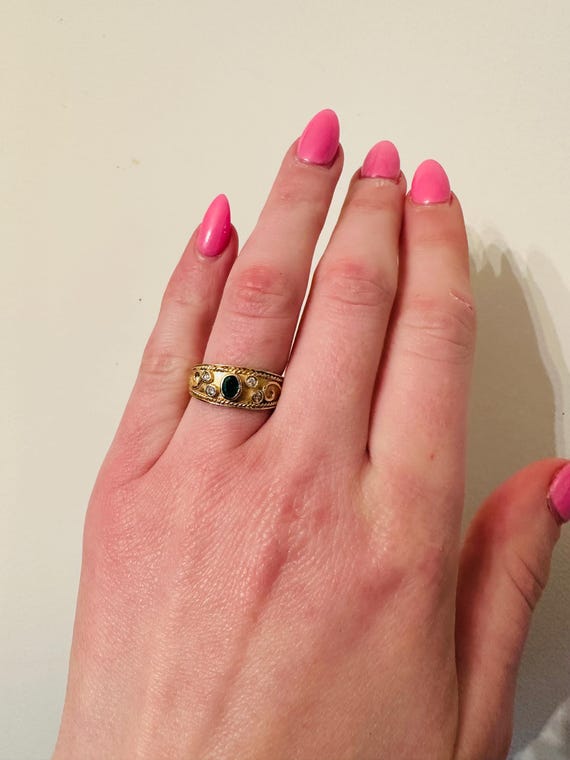 14kt yellow solid gold emerald ring - image 10