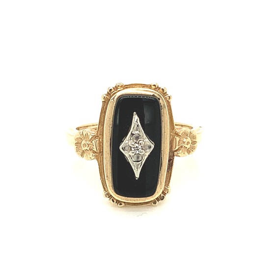 14kt yellow solid gold onyx ring - image 1